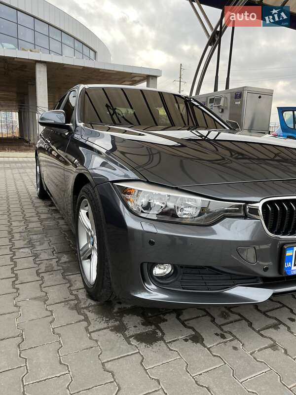 Седан BMW 3 Series 2013 в Одессе