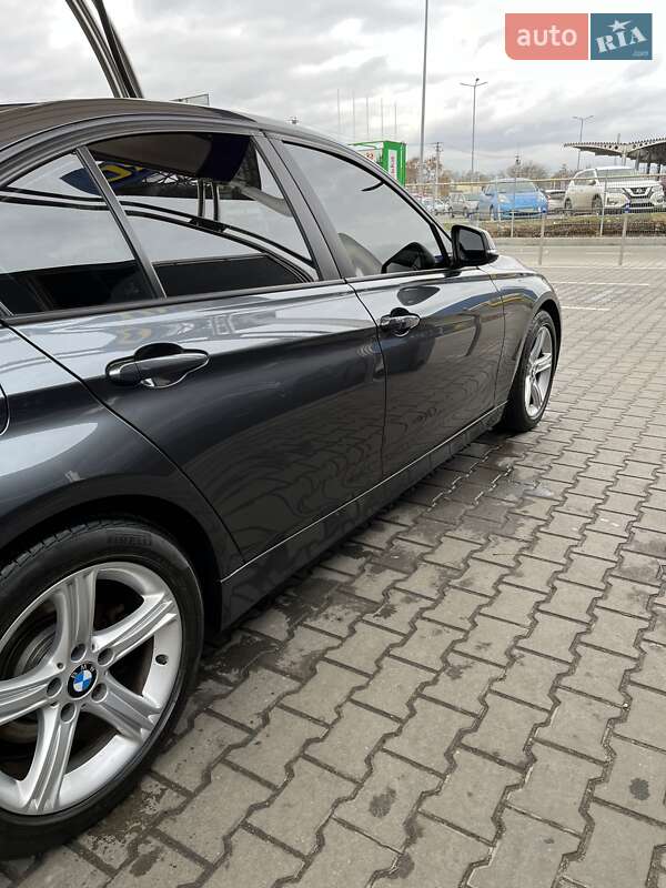 Седан BMW 3 Series 2013 в Одессе