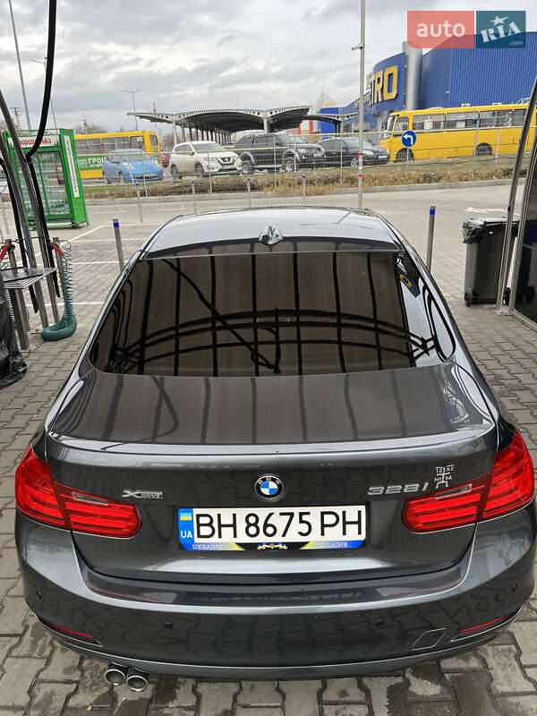 Седан BMW 3 Series 2013 в Одессе