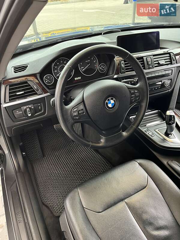 Седан BMW 3 Series 2013 в Одессе