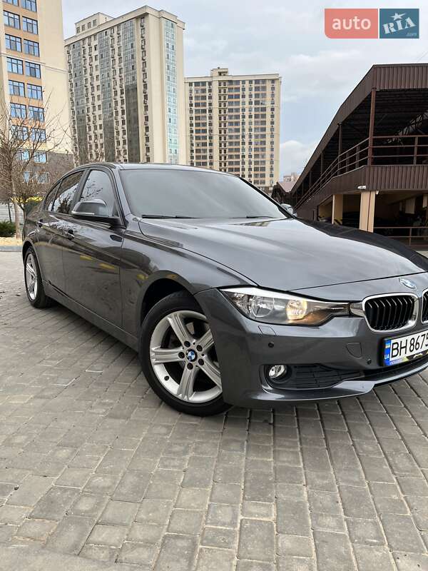 Седан BMW 3 Series 2013 в Одессе