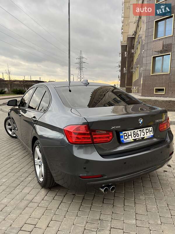 Седан BMW 3 Series 2013 в Одессе