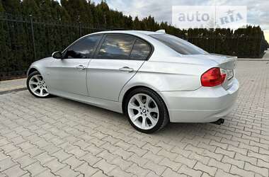 Седан BMW 3 Series 2005 в Одессе