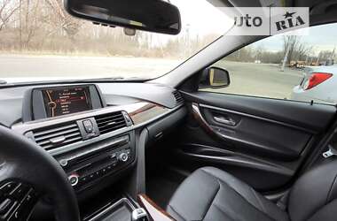 Седан BMW 3 Series 2014 в Киеве