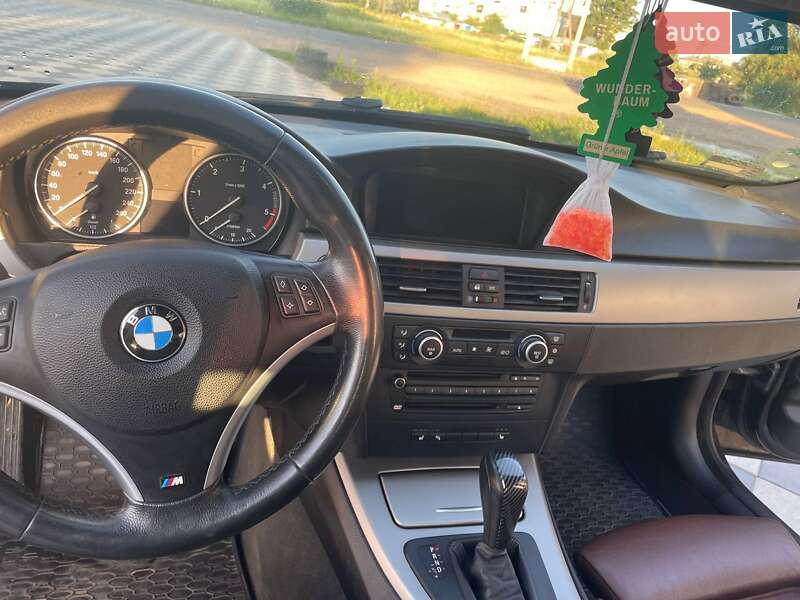 Седан BMW 3 Series 2008 в Самборе