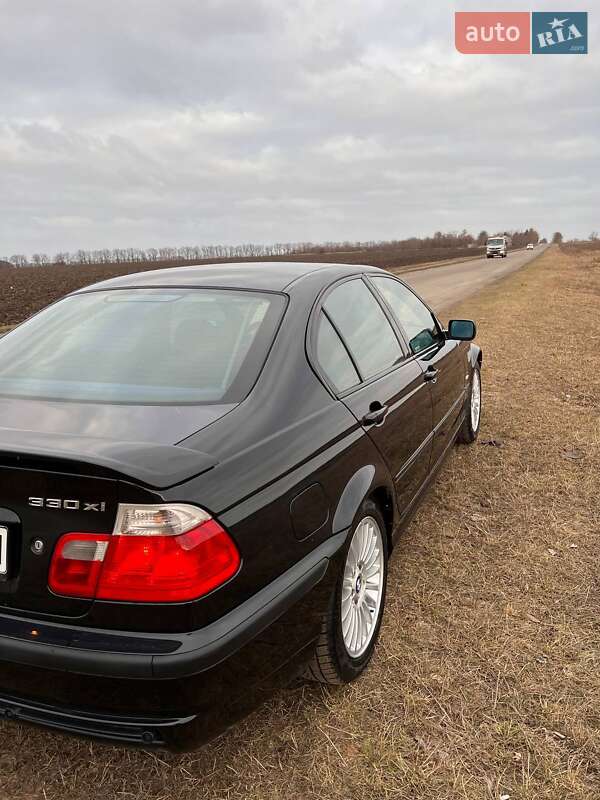 Седан BMW 3 Series 2000 в Гайвороні