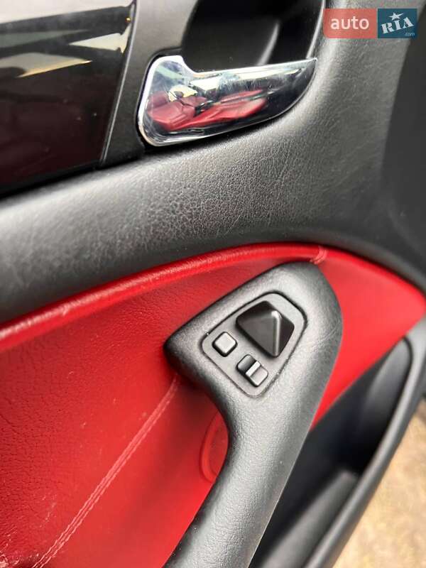 Седан BMW 3 Series 2000 в Гайвороні