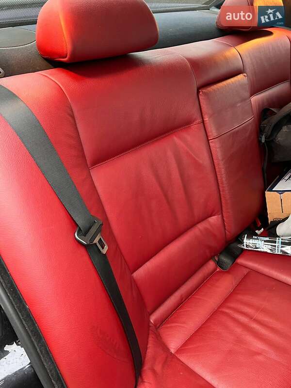 Седан BMW 3 Series 2000 в Гайвороні