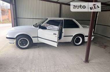 Купе BMW 3 Series 1985 в Шепетовке
