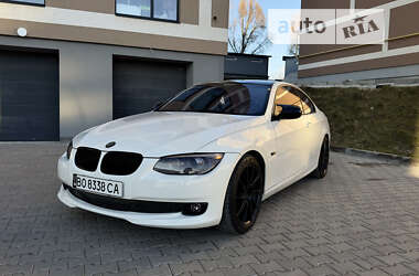 Купе BMW 3 Series 2011 в Бучачі