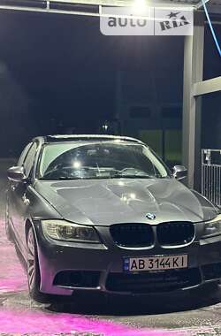 Седан BMW 3 Series 2011 в Виннице