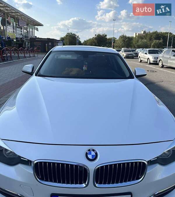 Седан BMW 3 Series 2012 в Запоріжжі