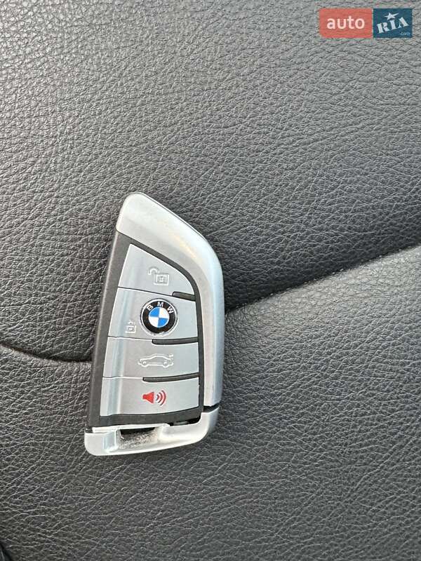 Седан BMW 3 Series 2014 в Києві фото 33 Седан BMW 3 Series 2014 в Києві