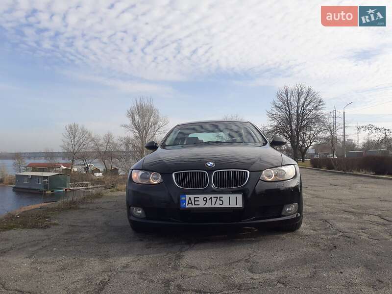 BMW 3 Series 2009