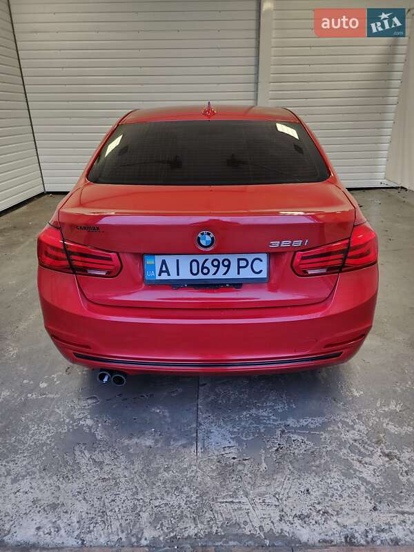 Седан BMW 3 Series 2016 в Вышгороде