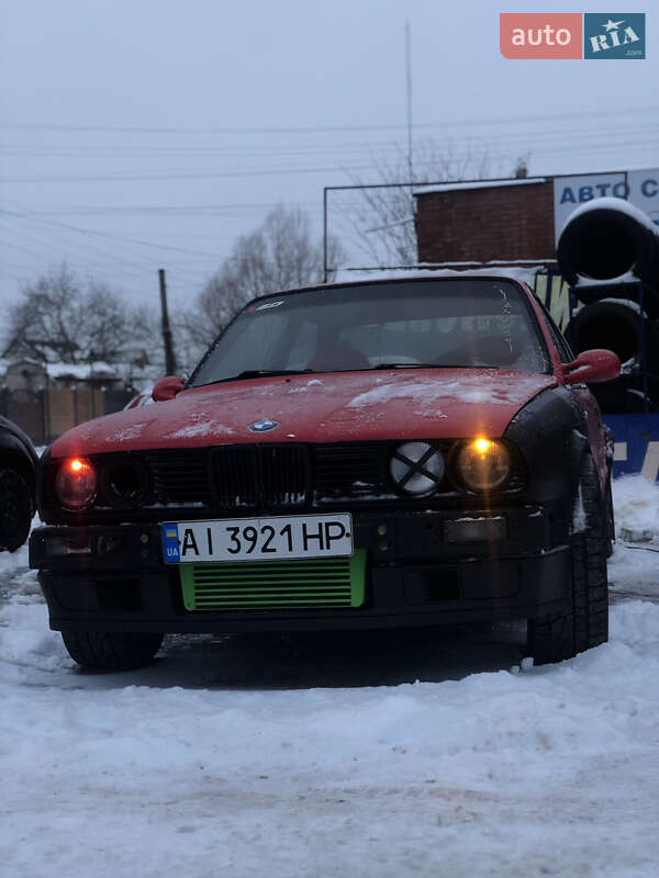 Купе BMW 3 Series 1986 в Василькове
