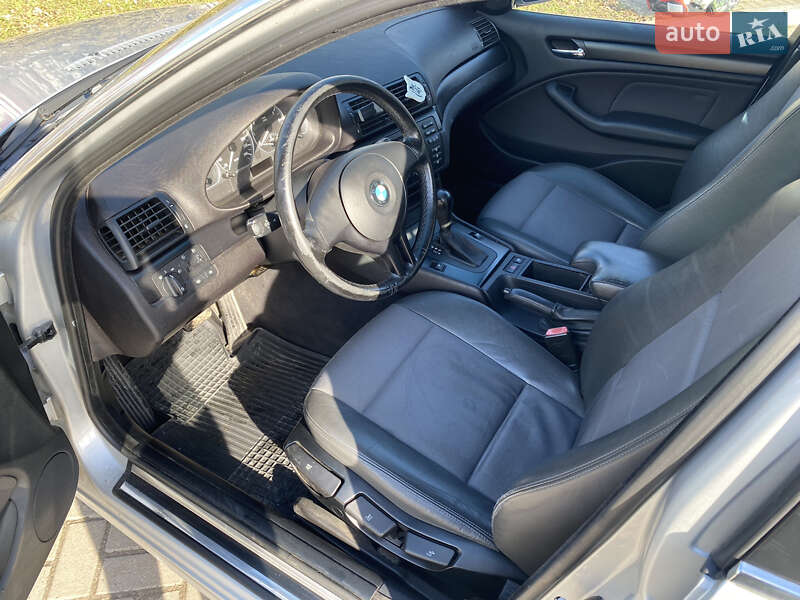 Универсал BMW 3 Series 2004 в Самборе