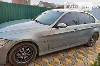 Седан BMW 3 Series 2005 в Голованівську