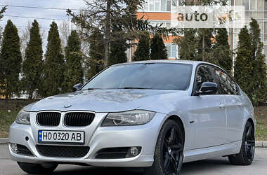 Седан BMW 3 Series 2010 в Тернополі