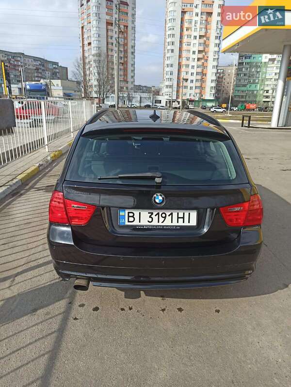Універсал BMW 3 Series 2011 в Полтаві