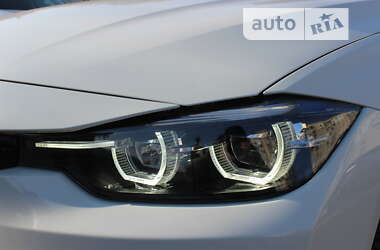 Седан BMW 3 Series 2014 в Одессе