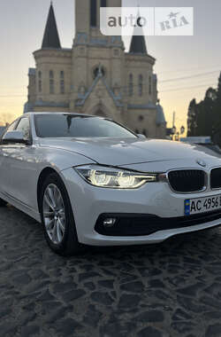 Седан BMW 3 Series 2016 в Киеве