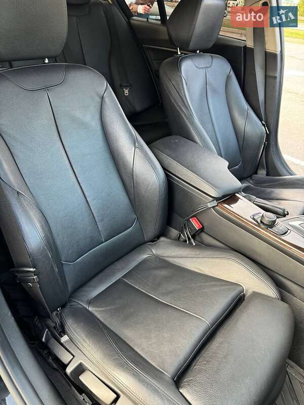 Седан BMW 3 Series 2015 в Ивано-Франковске