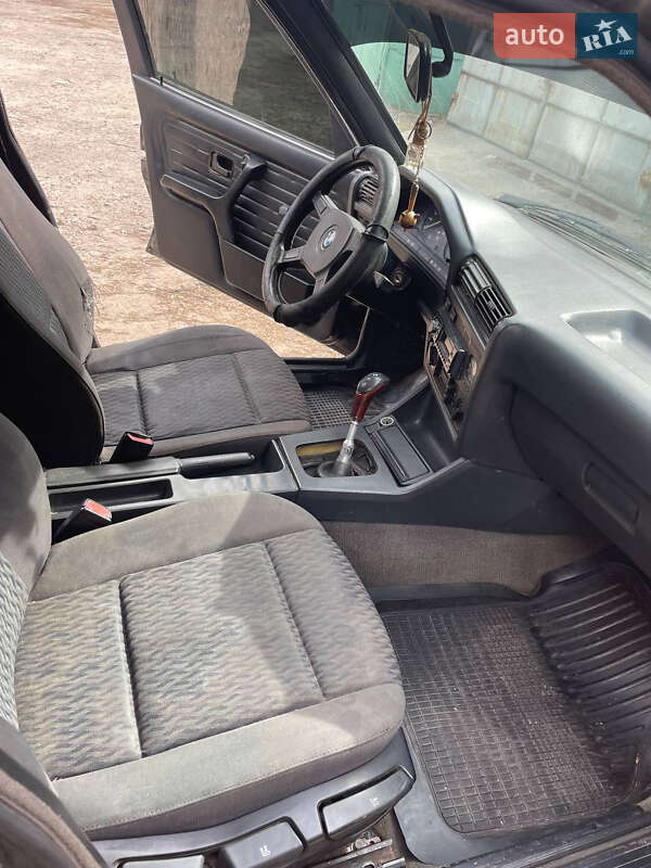 Купе BMW 3 Series 1986 в Запорожье фото 5 Купе BMW 3 Series 1986 в Запорожье