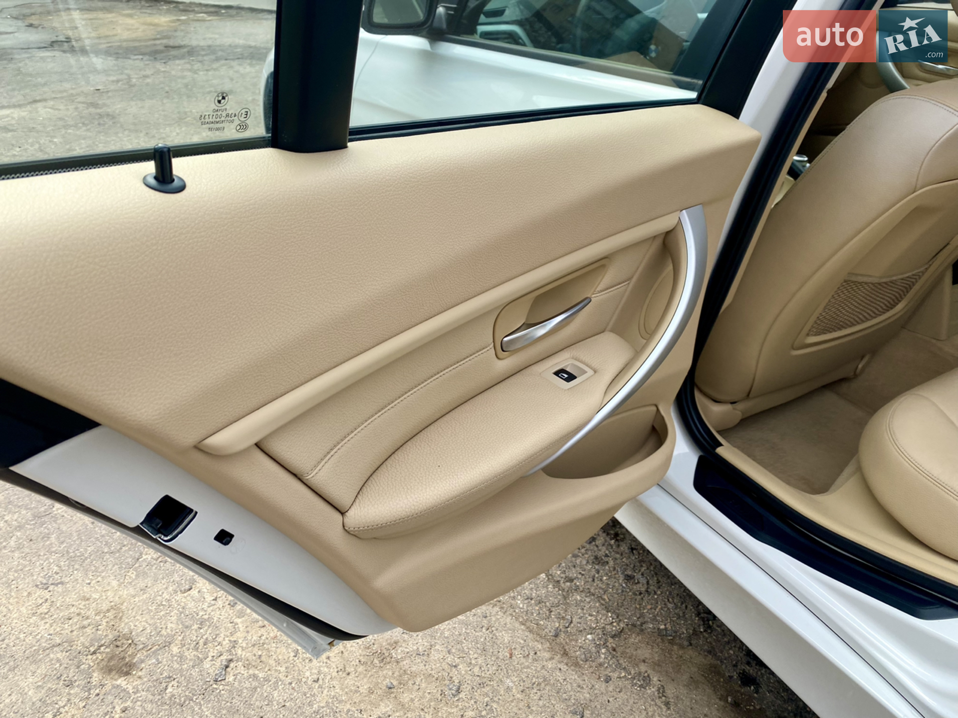 2012 BMW 3er - мініатюра 13