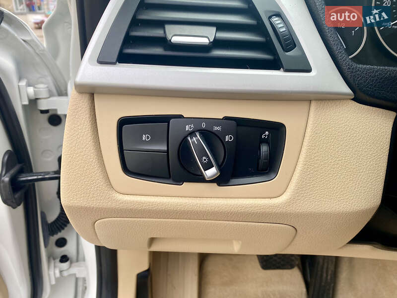 Седан BMW 3 Series 2012 в Одесі