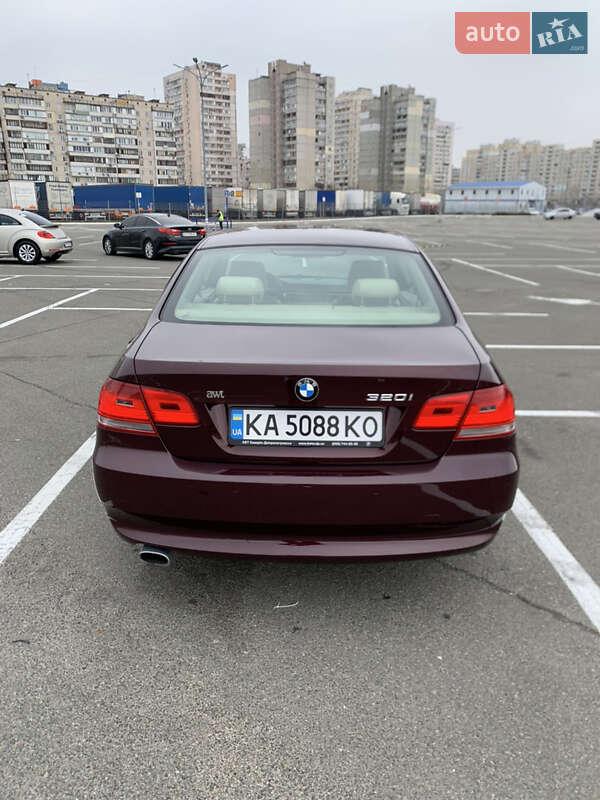 Купе BMW 3 Series 2008 в Києві
