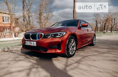 Седан BMW 3 Series 2019 в Кривом Роге