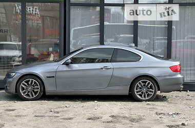 Купе BMW 3 Series 2009 в Києві