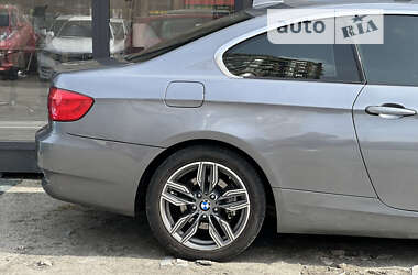 Купе BMW 3 Series 2009 в Києві