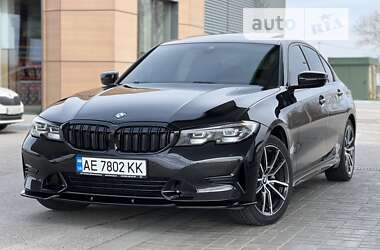 Седан BMW 3 Series 2019 в Дніпрі