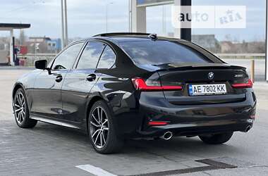 Седан BMW 3 Series 2019 в Дніпрі