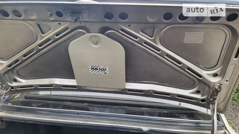 Седан BMW 3 Series 1986 в Ужгороде