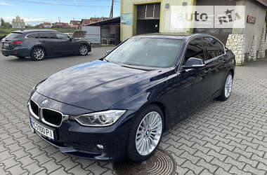 Седан BMW 3 Series 2013 в Львові