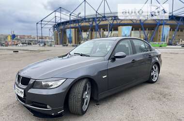 Седан BMW 3 Series 2005 в Харкові