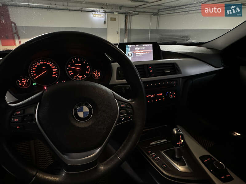 Седан BMW 3 Series 2012 в Киеве