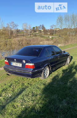 Седан BMW 3 Series 1993 в Харкові