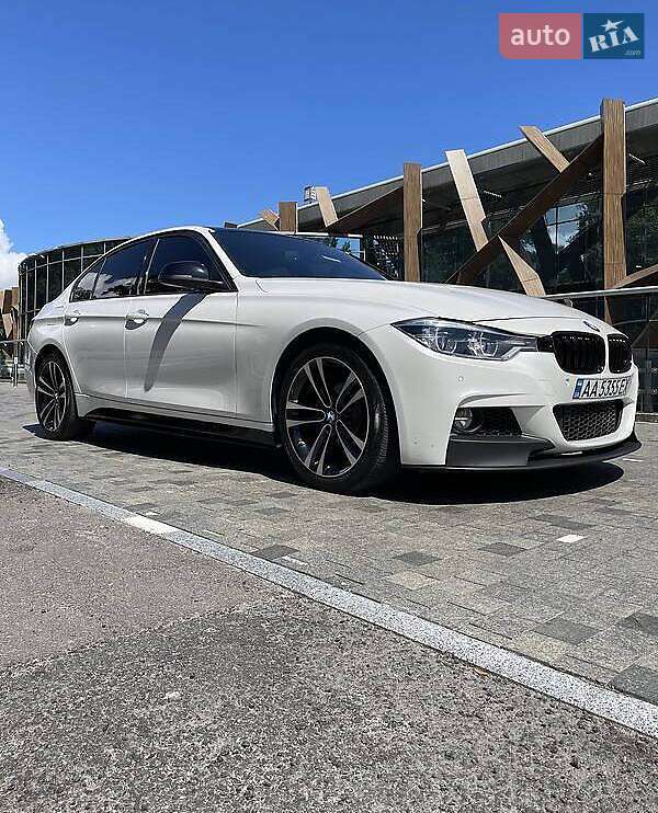 BMW 3 Series 2016