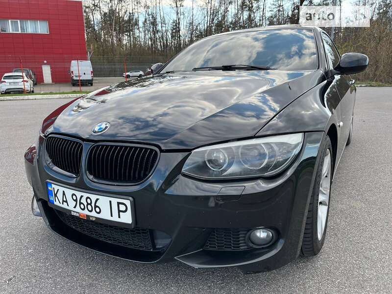 Купе BMW 3 Series 2011 в Киеве