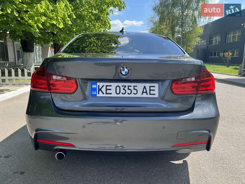 Седан BMW 3 Series 2014 в Дніпрі