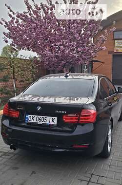 Седан BMW 3 Series 2013 в Дубні