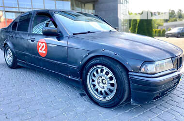 Седан BMW 3 Series 1992 в Хмельницком