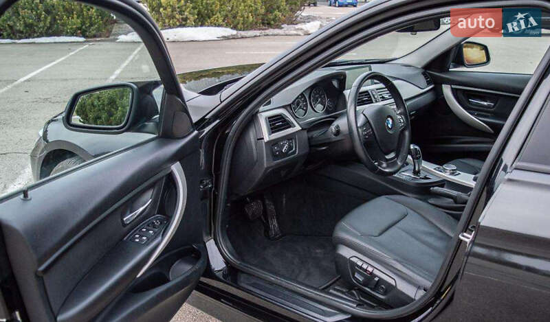 Седан BMW 3 Series 2015 в Вінниці