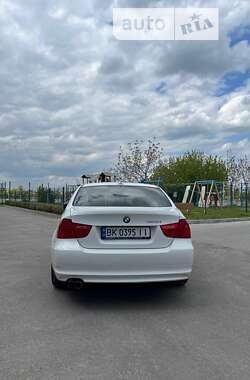 Седан BMW 3 Series 2011 в Рівному