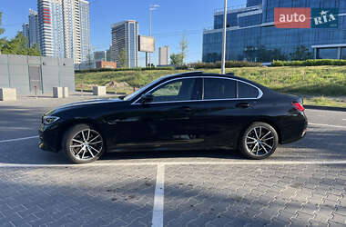 Седан BMW 3 Series 2021 в 