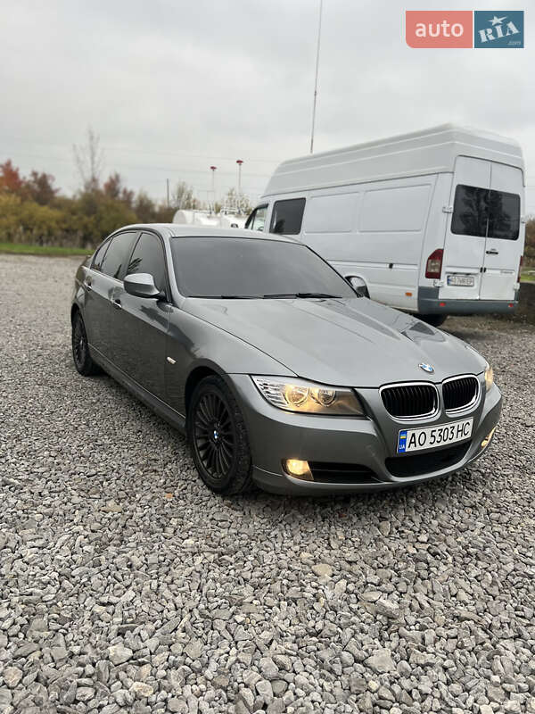 Седан BMW 3 Series 2011 в Виноградове фото 13 Седан BMW 3 Series 2011 в Виноградове